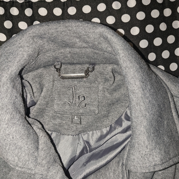 Women's jacket - Picture 2 of 3